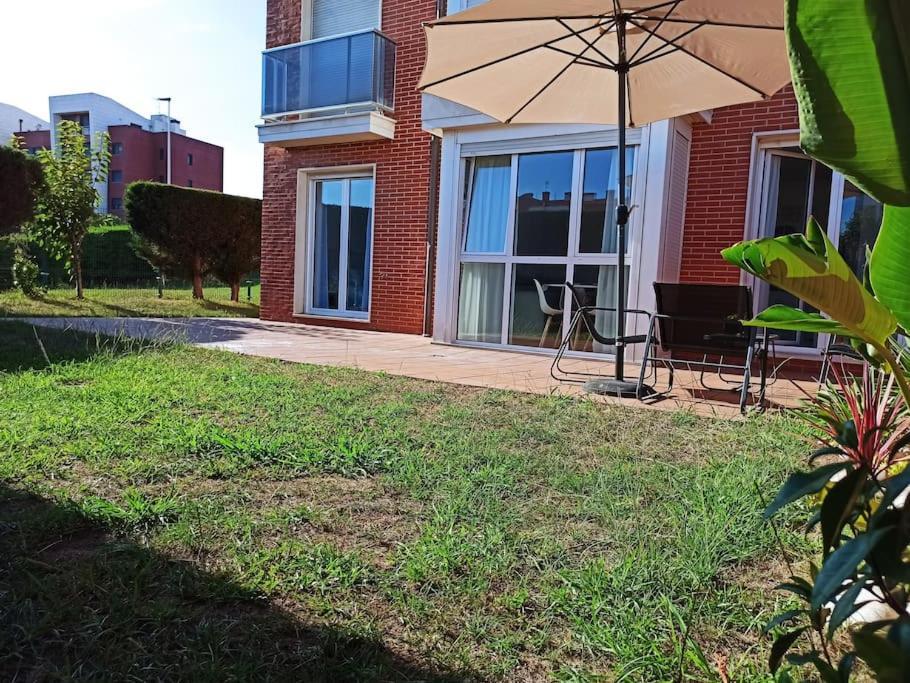 Bajo Con Jardin Privado Appartement Santander Buitenkant foto